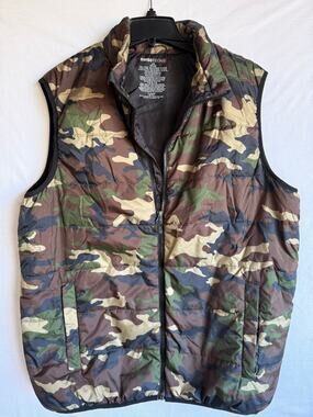 Swiss Tech Men's Camo Full-Zip Puffer Vest